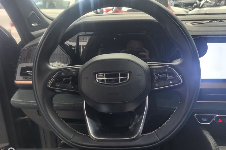 Used Geely Auto Monjaro L 2021 2.0TD High-Power Automatic All-Wheel-Drive Flagship Version Steering Wheel