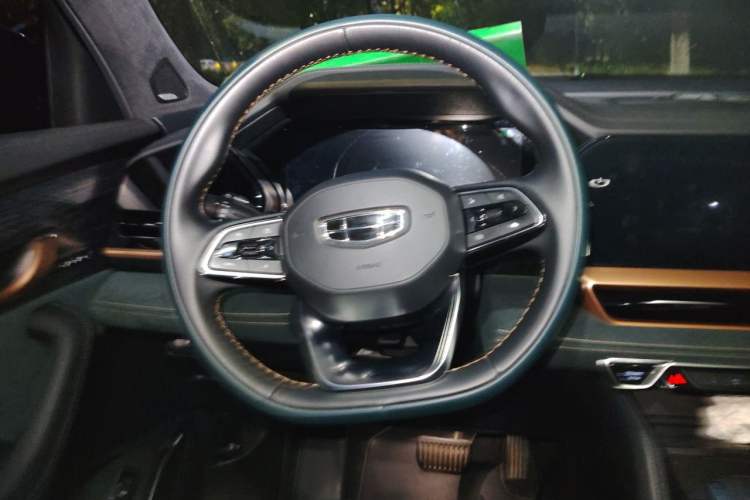 Used Geely Auto Monjaro L 2021 2.0TD DCT EVO Two-Wheel Drive Smart Luxury Version Steering Wheel