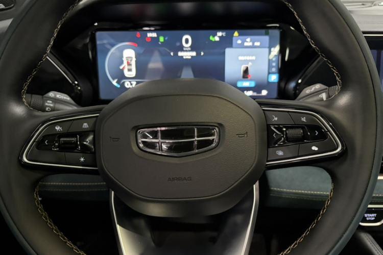 Used Geely Auto Monjaro L 2021 2.0TD High-Power Automatic All-Wheel-Drive Flagship Version Steering Wheel