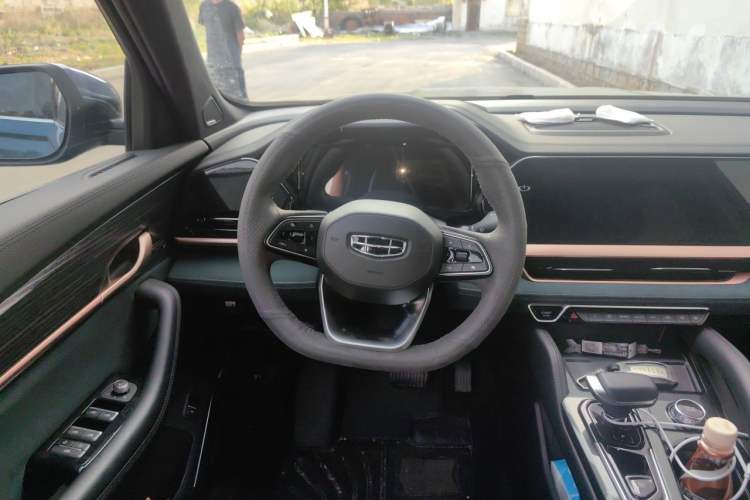 Used Geely Auto Monjaro L 2021 2.0TD High-Power Automatic All-Wheel-Drive Flagship Version Steering Wheel