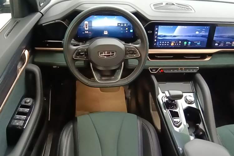 Used Geely Auto Monjaro L 2021 2.0TD DCT EVO Two-Wheel Drive Smart Luxury Version Steering Wheel