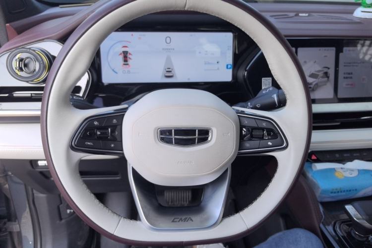 Used Geely Auto Monjaro L 2021 2.0TD DCT EVO Two-Wheel Drive Prestige Version Steering Wheel