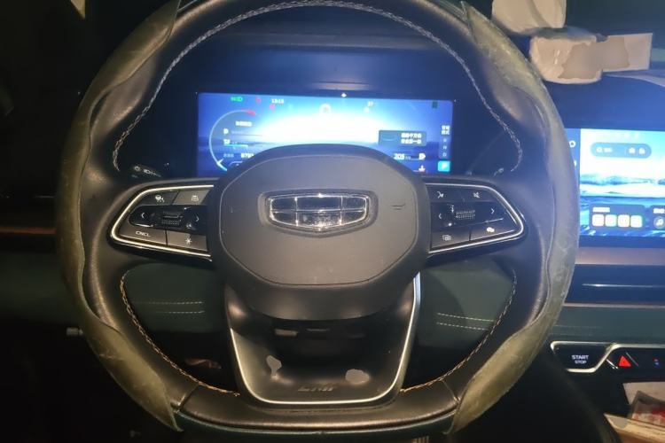 Used Geely Auto Monjaro L 2021 2.0TD DCT EVO Two-Wheel Drive Prestige Version Steering Wheel