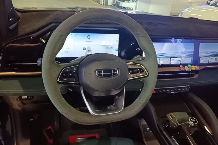 Used Geely Auto Monjaro L 2021 2.0TD High-Power Automatic All-Wheel-Drive Flagship Version Steering Wheel