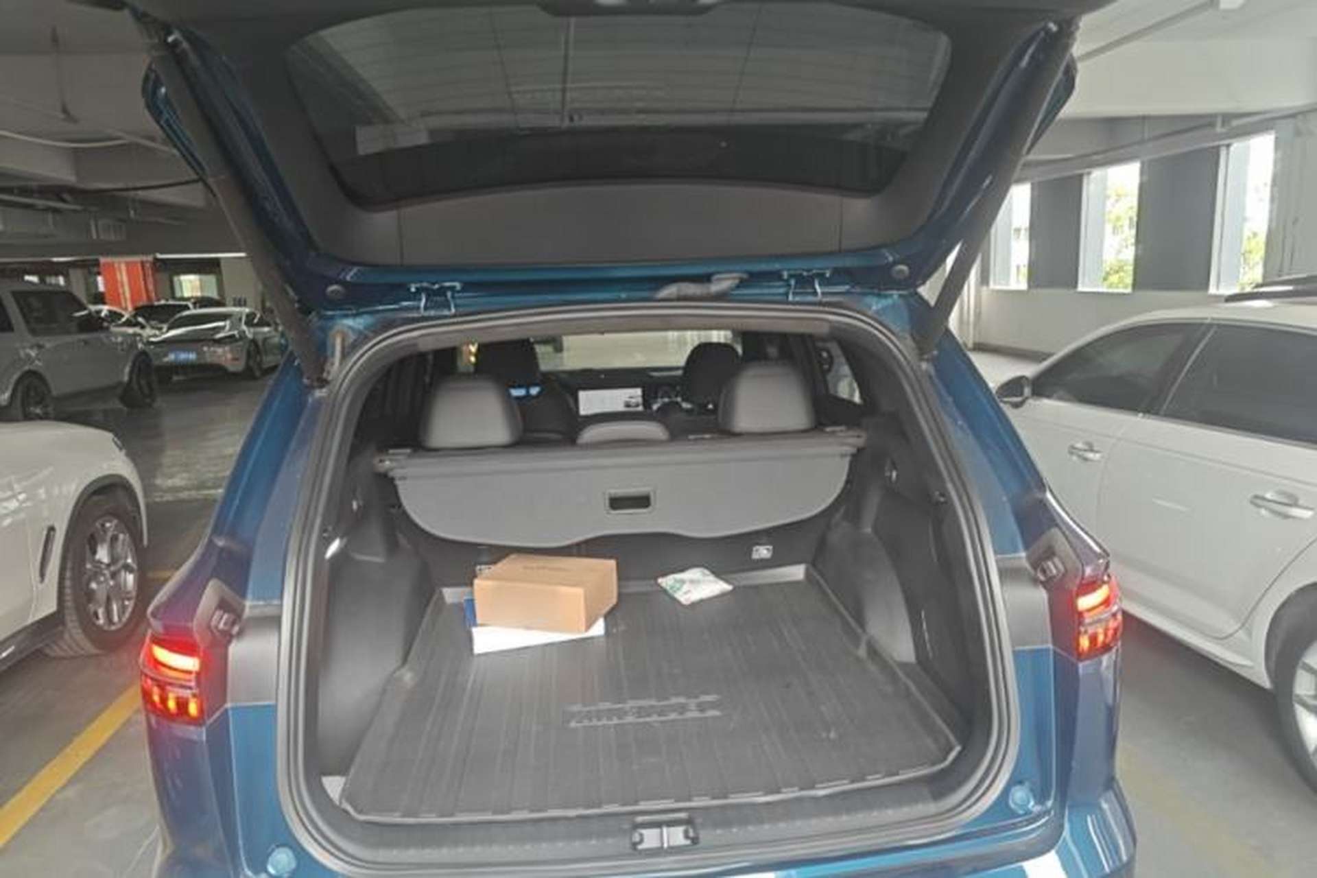 Used Geely Auto Monjaro L 2021 2.0TD High-Power Automatic All-Wheel Drive Luxury Version Trunk
