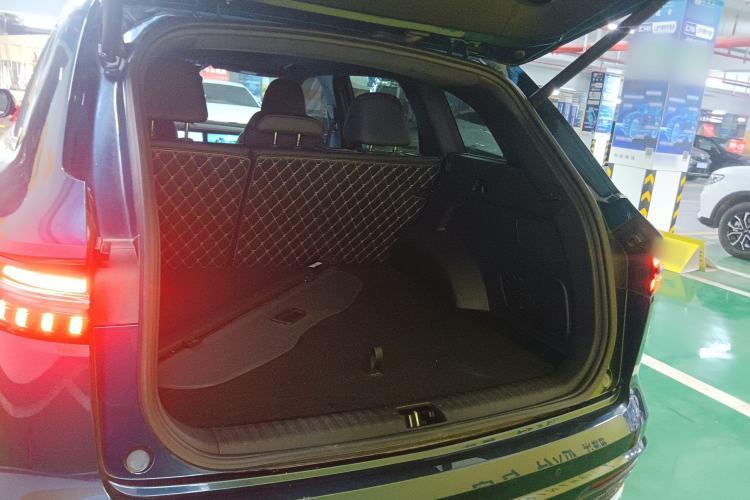 Used Geely Auto Monjaro L 2021 2.0TD DCT EVO Two-Wheel Drive Smart Luxury Version Trunk