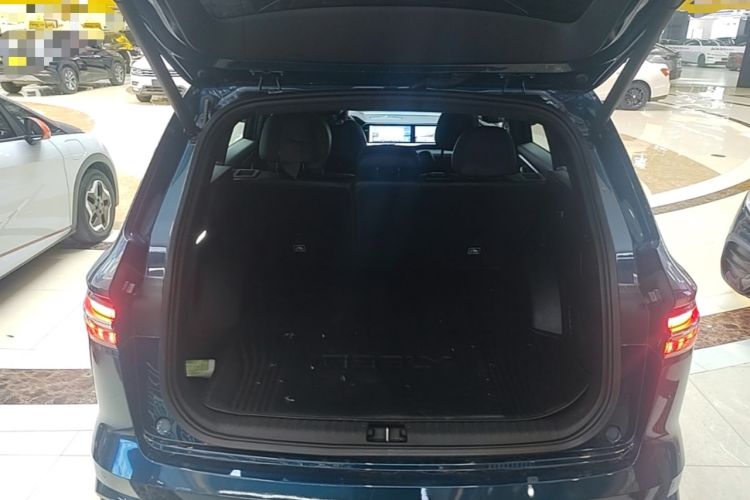 Used Geely Auto Monjaro L 2021 2.0TD High-Power Automatic All-Wheel Drive Luxury Version Trunk