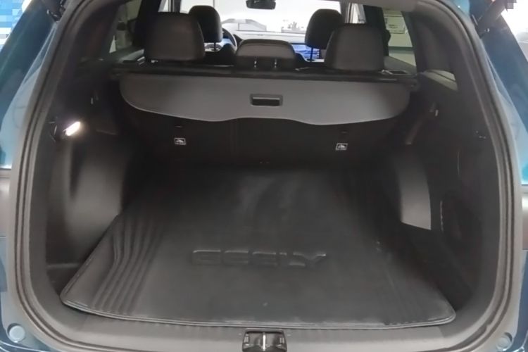 Used Geely Auto Monjaro L 2021 2.0TD DCT EVO Two-Wheel Drive Smart Luxury Version Trunk
