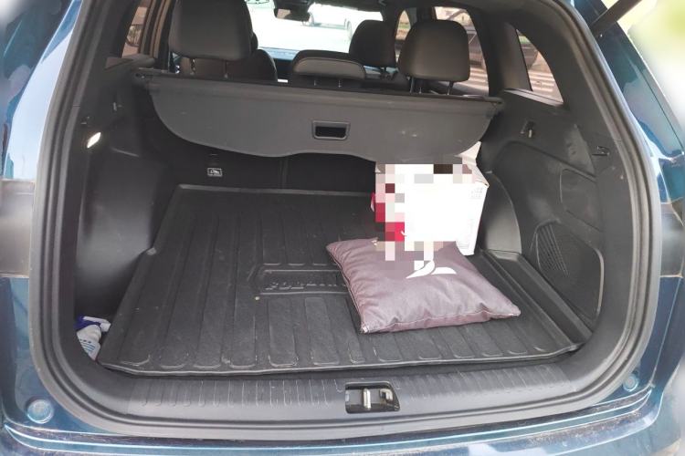Used Geely Auto Monjaro L 2021 2.0TD High-Power Automatic All-Wheel Drive Luxury Version Trunk