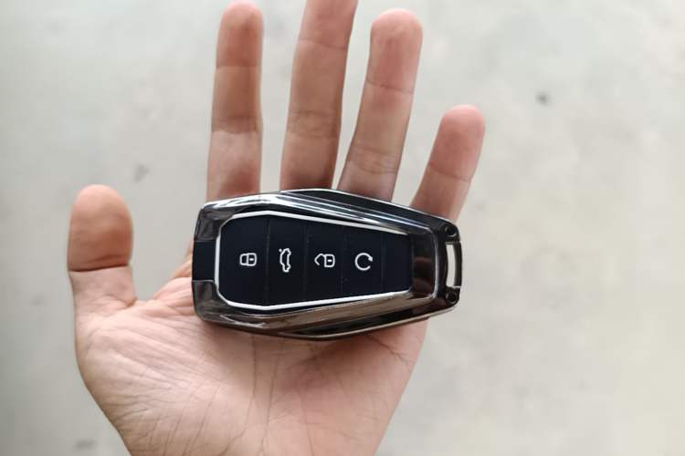 Used Geely Auto Monjaro L 2021 2.0TD High-Power Automatic All-Wheel Drive Luxury Version Vehicle Key