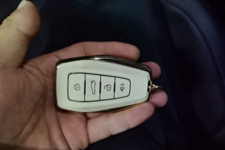 Used Geely Auto Monjaro L 2021 2.0TD DCT EVO Two-Wheel-Drive Flagship Version Vehicle Key