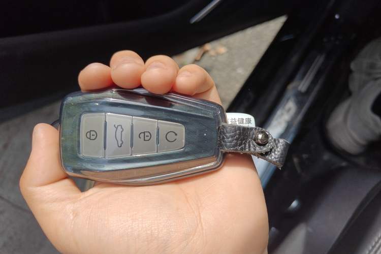 Used Geely Auto Monjaro L 2021 2.0TD DCT EVO Two-Wheel Drive Prestige Version Vehicle Key