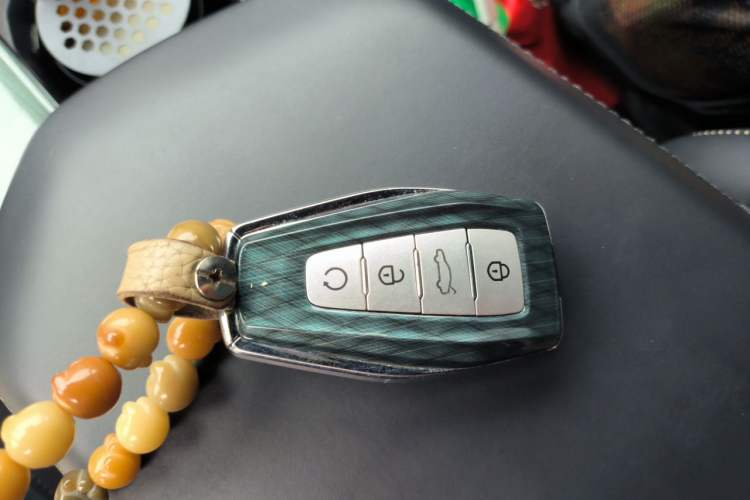 Used Geely Auto Monjaro L 2021 2.0TD DCT EVO Two-Wheel Drive Prestige Version Vehicle Key