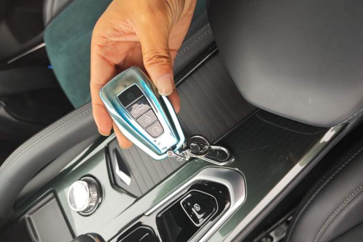 Used Geely Auto Monjaro L 2021 2.0TD High-Power Automatic All-Wheel-Drive Flagship Version Vehicle Key