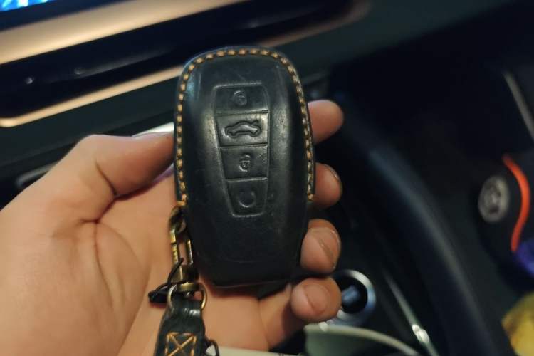 Used Geely Auto Monjaro L 2021 2.0TD High-Power Automatic All-Wheel Drive Luxury Version Vehicle Key