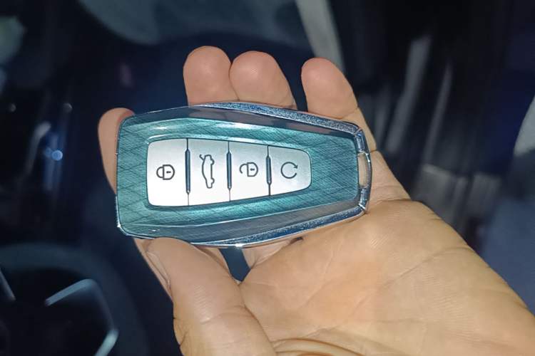 Used Geely Auto Monjaro L 2021 2.0TD High-Power Automatic All-Wheel-Drive Flagship Version Vehicle Key