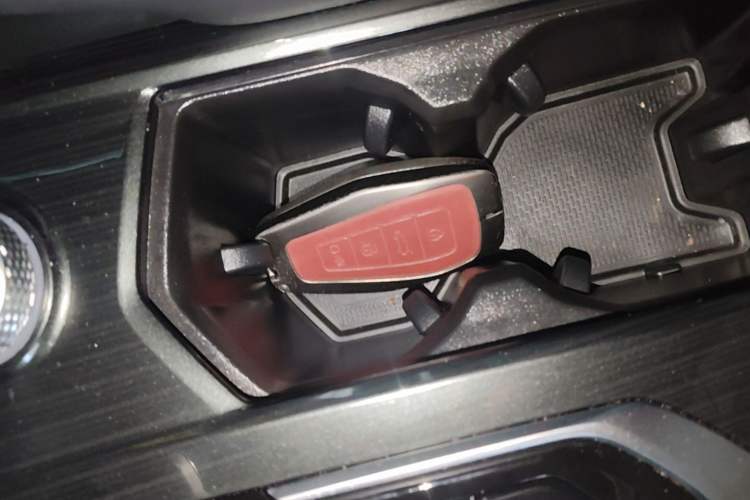 Used Geely Auto Monjaro L 2021 2.0TD DCT EVO Two-Wheel Drive Prestige Version Vehicle Key