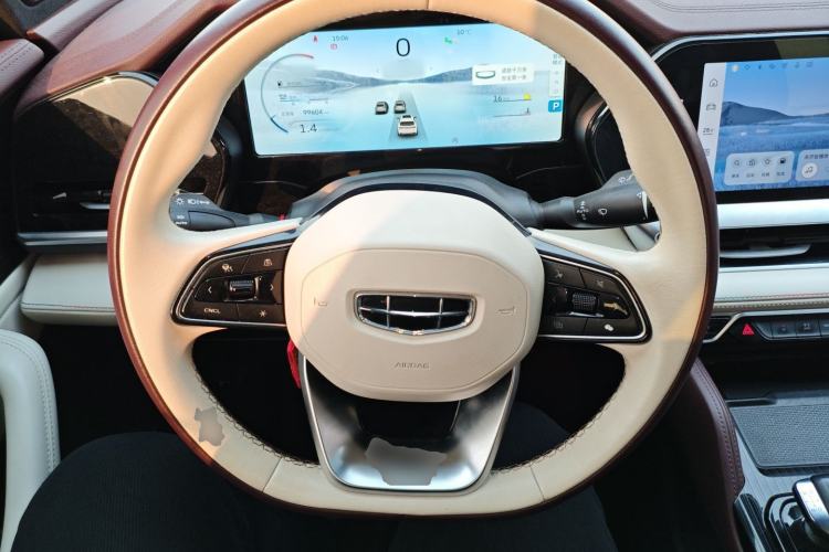 Used Geely Auto Monjaro L 2021 2.0TD High-Power Automatic All-Wheel-Drive Flagship Version Steering Wheel