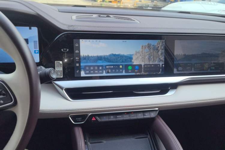 Used Geely Auto Monjaro L 2021 2.0TD DCT EVO Two-Wheel Drive Smart Luxury Version Audio And AC Panel