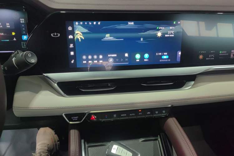 Used Geely Auto Monjaro L 2021 2.0TD DCT EVO Two-Wheel-Drive Flagship Version Audio And AC Panel