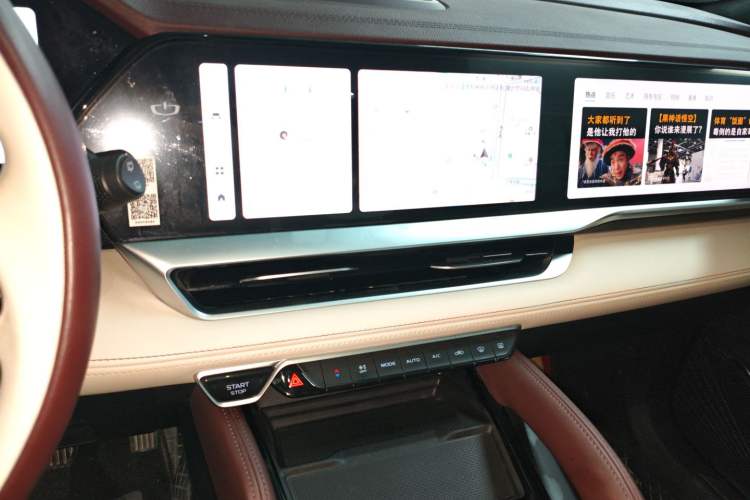 Used Geely Auto Monjaro L 2021 2.0TD DCT EVO Two-Wheel Drive Smart Luxury Version Audio And AC Panel
