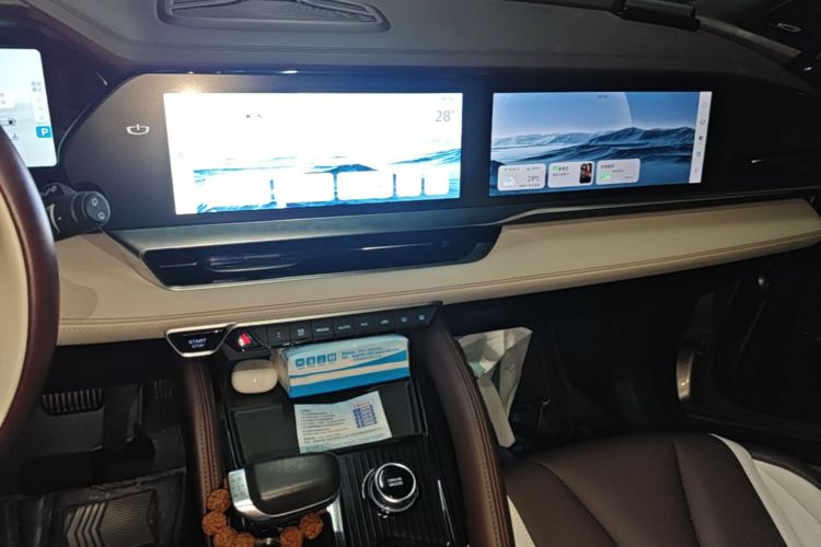 Used Geely Auto Monjaro L 2021 2.0TD DCT EVO Two-Wheel-Drive Flagship Version Audio And AC Panel