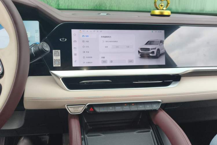 Used Geely Auto Monjaro L 2021 2.0TD DCT EVO Two-Wheel Drive Smart Luxury Version Audio And AC Panel