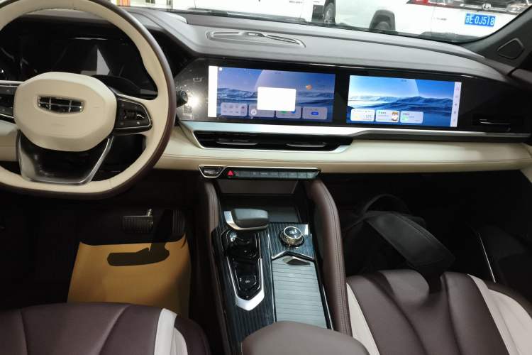 Used Geely Auto Monjaro L 2021 2.0TD DCT EVO Two-Wheel Drive Prestige Version Audio And AC Panel