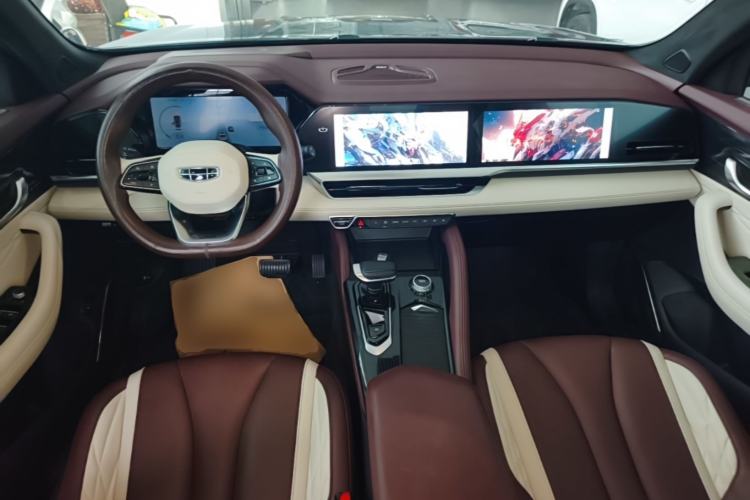Used Geely Auto Monjaro L 2021 2.0TD DCT EVO Two-Wheel Drive Prestige Version Center Console