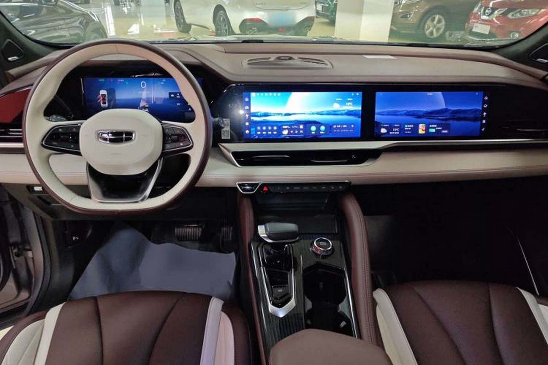 Used Geely Auto Monjaro L 2021 2.0TD DCT EVO Two-Wheel Drive Smart Luxury Version Center Console