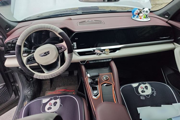 Used Geely Auto Monjaro L 2021 2.0TD DCT EVO Two-Wheel Drive Smart Luxury Version Center Console