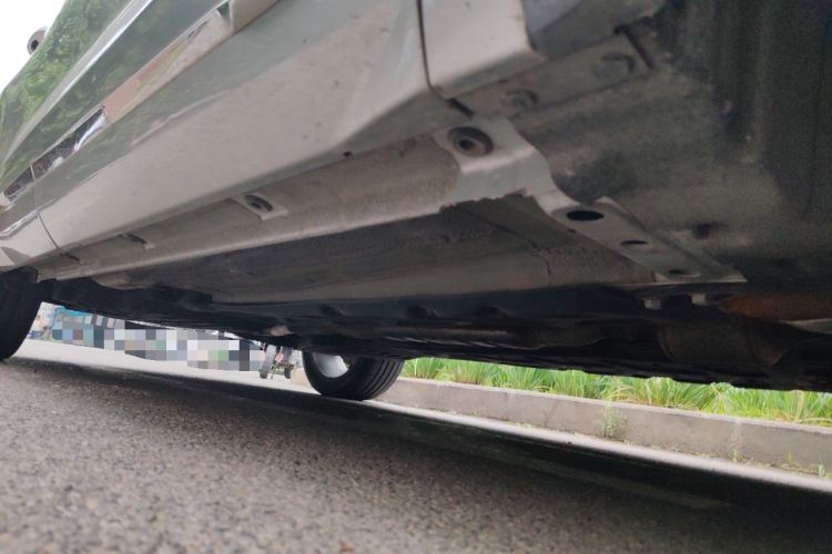Used Geely Auto Monjaro L 2021 2.0TD High-Power Automatic All-Wheel-Drive Flagship Version Chassis Front Right