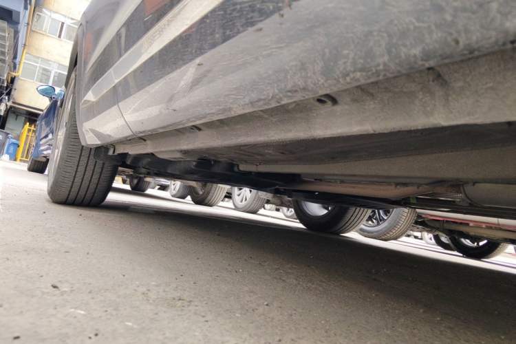 Used Geely Auto Monjaro L 2021 2.0TD DCT EVO Two-Wheel Drive Prestige Version Chassis Front Right