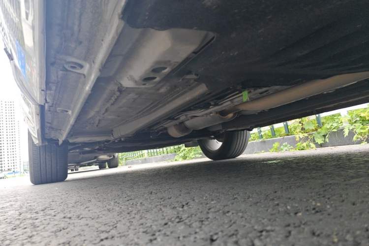 Used Geely Auto Monjaro L 2021 2.0TD DCT EVO Two-Wheel Drive Prestige Version Chassis Rear Left