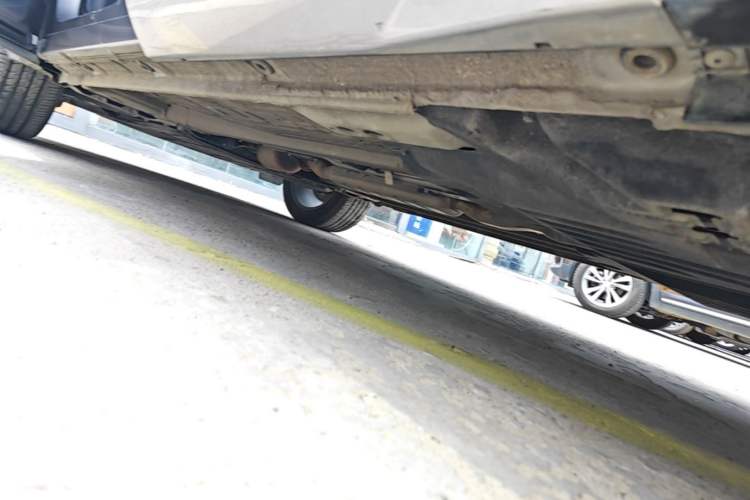 Used Geely Auto Monjaro L 2021 2.0TD High-Power Automatic All-Wheel Drive Luxury Version Chassis Rear Left