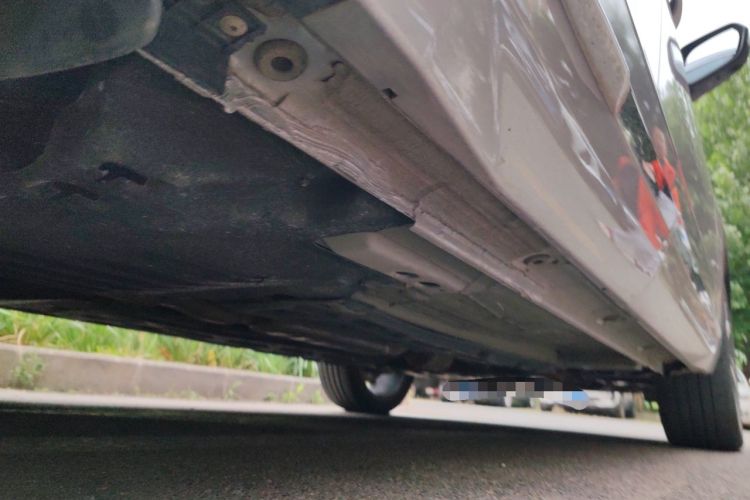 Used Geely Auto Monjaro L 2021 2.0TD High-Power Automatic All-Wheel-Drive Flagship Version Chassis Rear Right