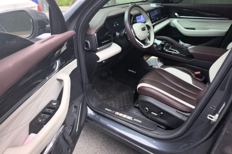 Used Geely Auto Monjaro L 2021 2.0TD DCT EVO Two-Wheel Drive Prestige Version Driver Seat