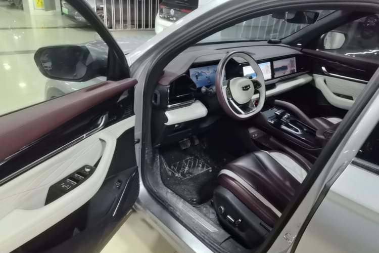 Used Geely Auto Monjaro L 2021 2.0TD DCT EVO Two-Wheel Drive Smart Luxury Version Driver Seat