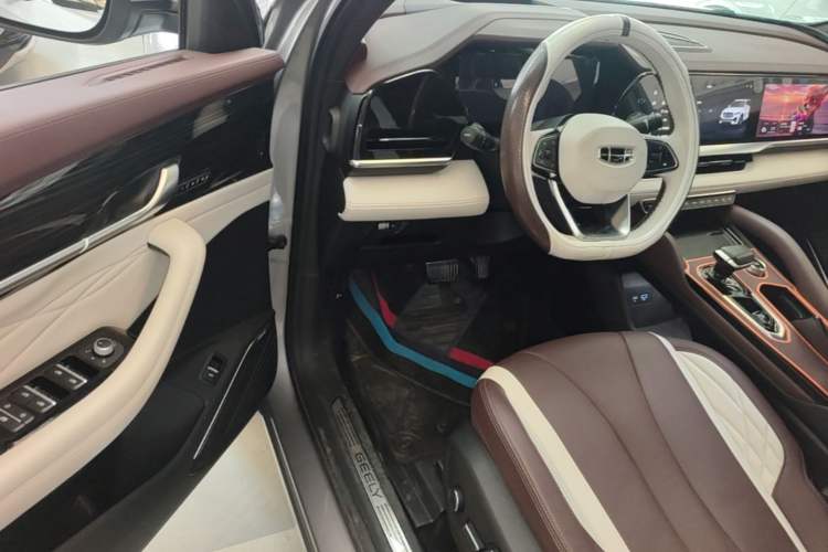 Used Geely Auto Monjaro L 2021 2.0TD High-Power Automatic All-Wheel-Drive Flagship Version Driver Seat