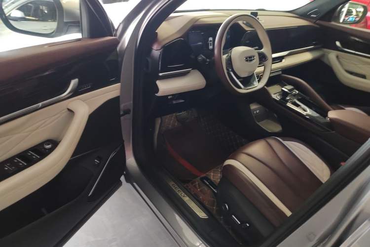 Used Geely Auto Monjaro L 2021 2.0TD DCT EVO Two-Wheel Drive Smart Luxury Version Driver Seat