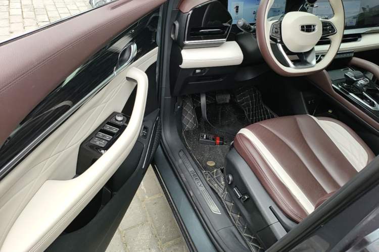 Used Geely Auto Monjaro L 2021 2.0TD DCT EVO Two-Wheel Drive Smart Luxury Version Driver Seat