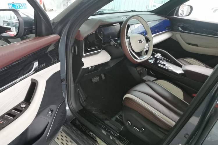 Used Geely Auto Monjaro L 2021 2.0TD DCT EVO Two-Wheel Drive Prestige Version Driver Seat
