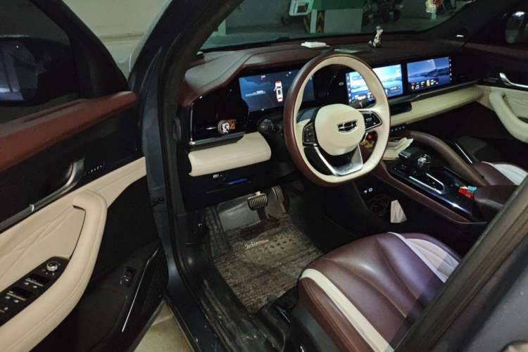 Used Geely Auto Monjaro L 2021 2.0TD High-Power Automatic All-Wheel-Drive Flagship Version Driver Seat