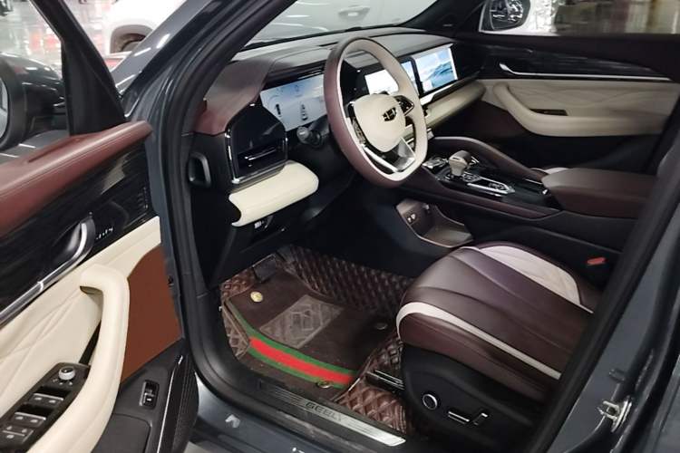Used Geely Auto Monjaro L 2021 2.0TD DCT EVO Two-Wheel Drive Smart Luxury Version Driver Seat