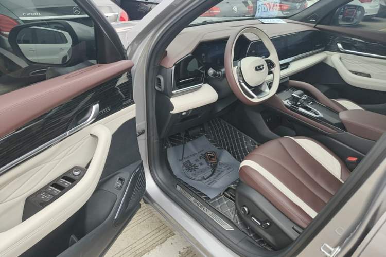 Used Geely Auto Monjaro L 2021 2.0TD DCT EVO Two-Wheel Drive Smart Luxury Version Driver Seat