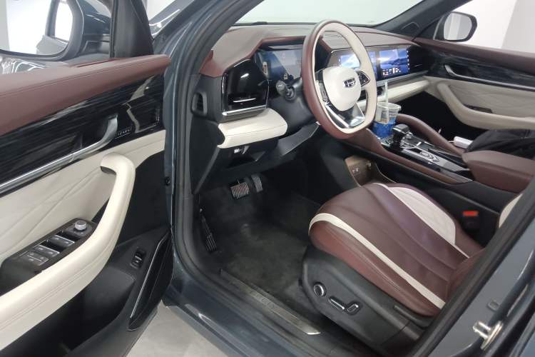 Used Geely Auto Monjaro L 2021 2.0TD DCT EVO Two-Wheel Drive Prestige Version Driver Seat