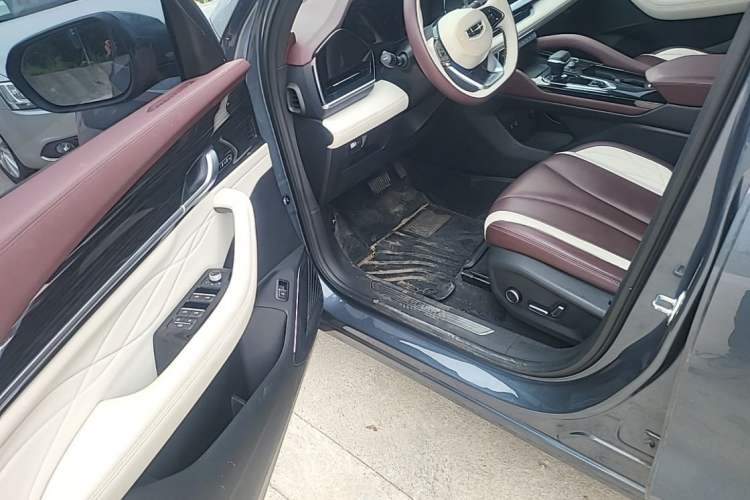 Used Geely Auto Monjaro L 2021 2.0TD DCT EVO Two-Wheel Drive Prestige Version Driver Seat