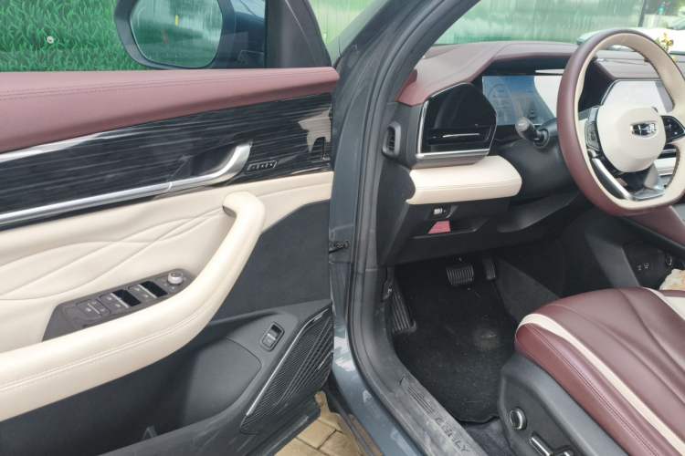 Used Geely Auto Monjaro L 2021 2.0TD DCT EVO Two-Wheel Drive Smart Luxury Version Driver Seat