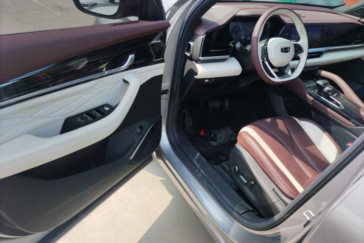 Used Geely Auto Monjaro L 2021 2.0TD DCT EVO Two-Wheel Drive Prestige Version Driver Seat