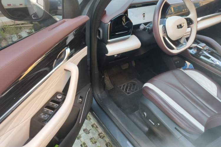 Used Geely Auto Monjaro L 2021 2.0TD High-Power Automatic All-Wheel Drive Luxury Version Driver Seat